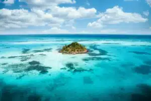 Lire la suite à propos de l’article Isla Tierra Bomba : Guide Ultime pour Découvrir ce Paradis Caché en Colombie