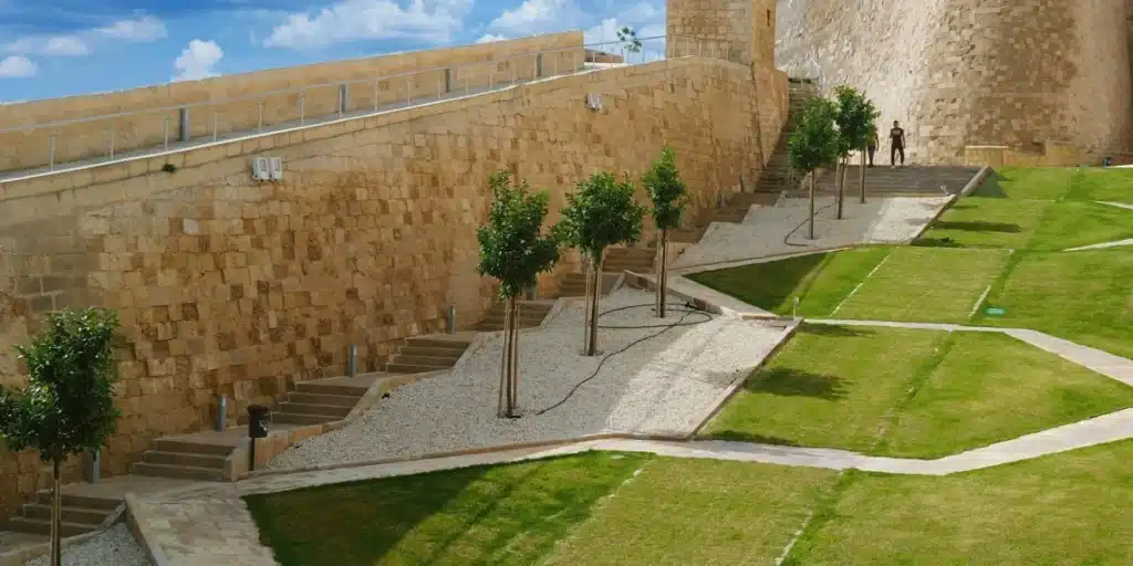 citadelle de roses en espagne