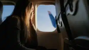 Lire la suite à propos de l’article Turbulences en avion : comprendre le phénomène et savoir y faire face