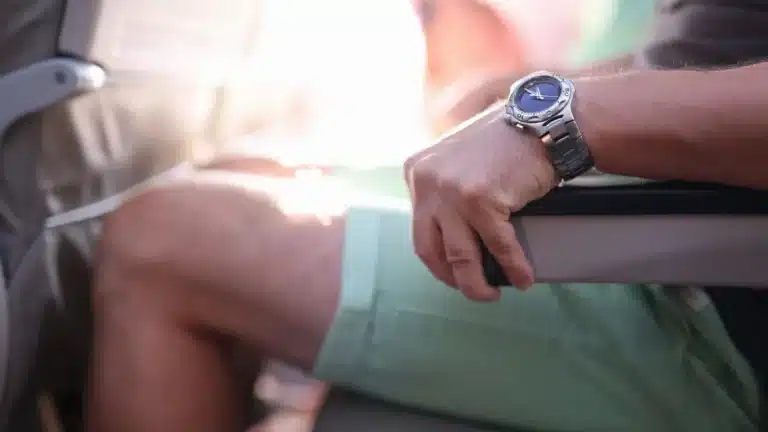 Lire la suite à propos de l’article Turbulences dans votre tête : Comment la science peut vous aider à vaincre la peur de l’avion