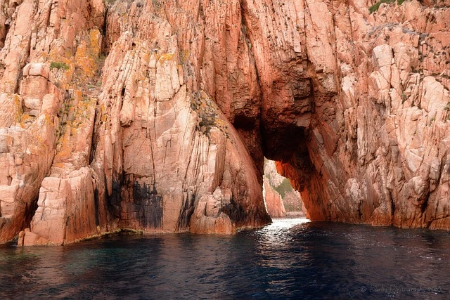 grotte en corse