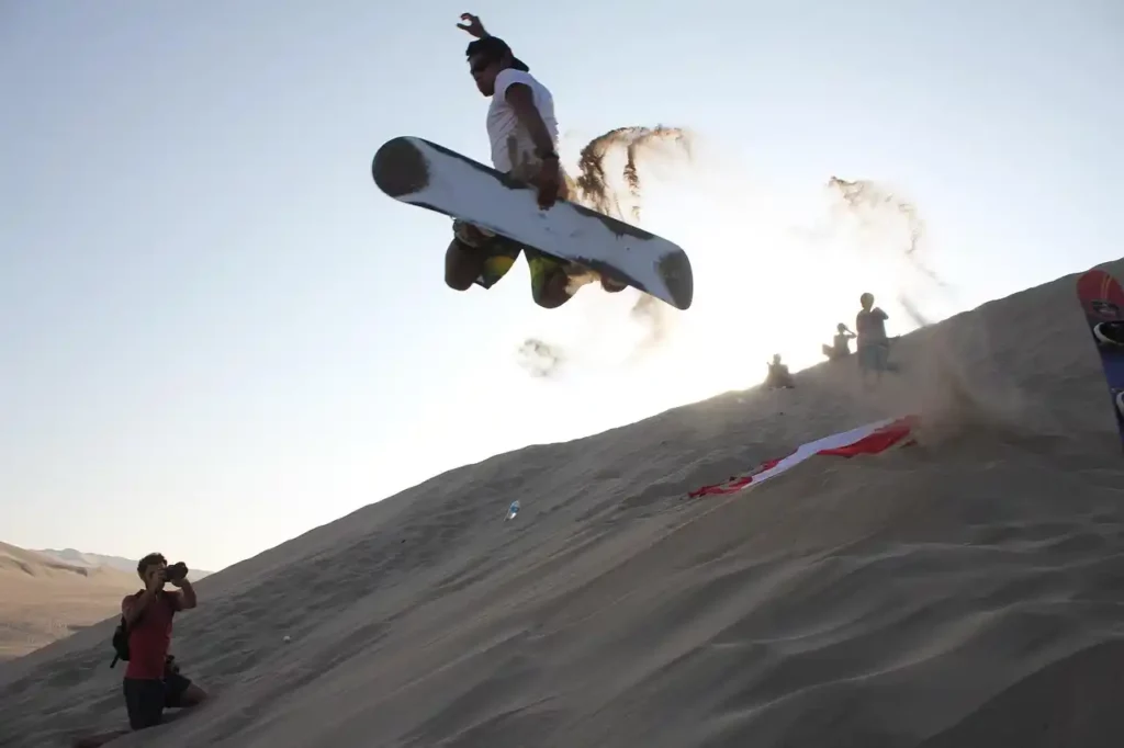 sandboard huacachina