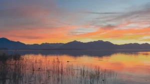 Lire la suite à propos de l’article Titicaca : Guide Complet 2025 du Lac Sacré des Incas