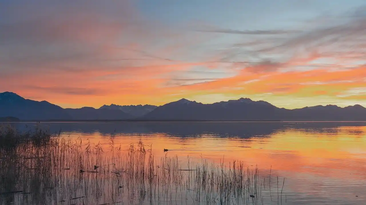 You are currently viewing Titicaca : Guide Complet 2025 du Lac Sacré des Incas