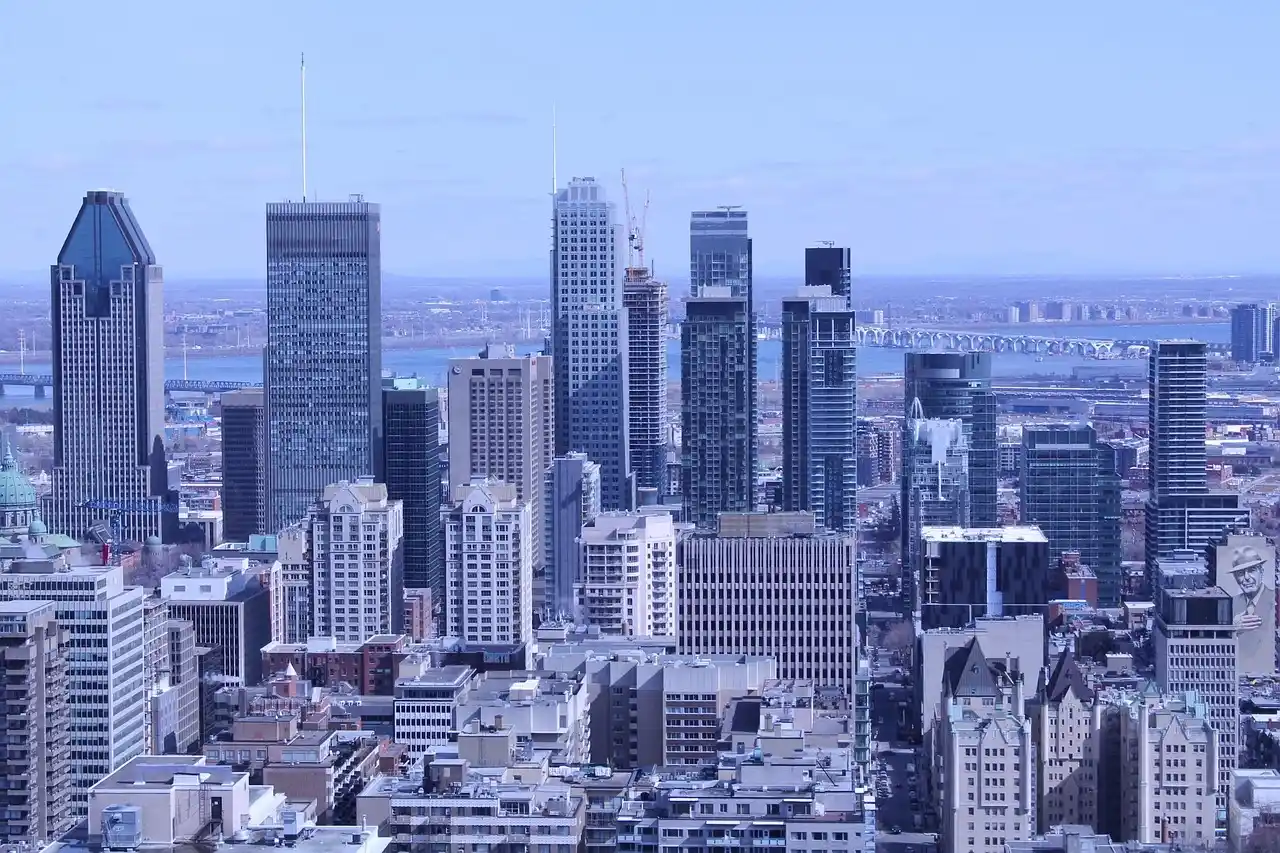 Lire la suite à propos de l’article Que Faire à Montréal : Guide des 18 Incontournables (2025)