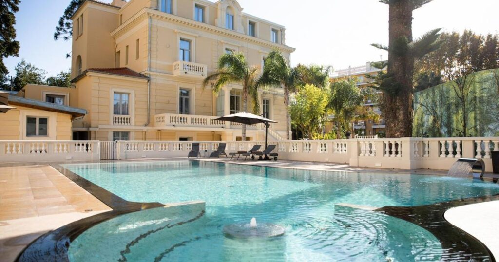 Menton en hiver : 5 hôtels de charme pour vivre la Fête du citron