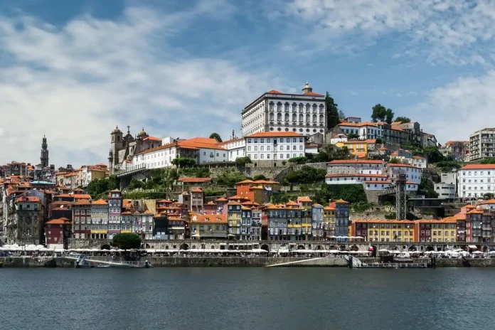 nathsegato-porto-2048723_1280 (1)_11zon