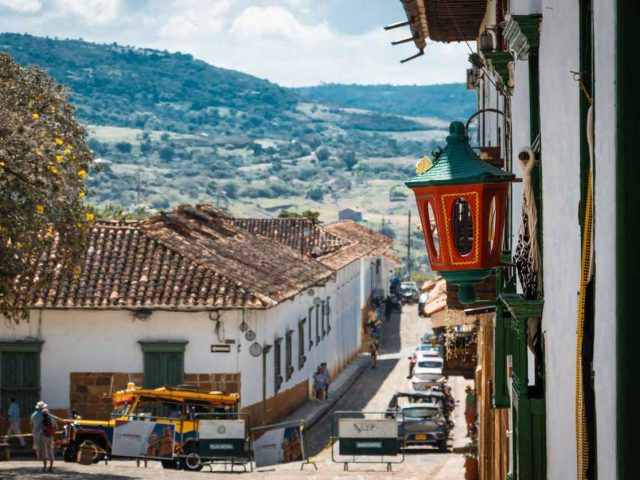 vue sur un petit village andin de colombie