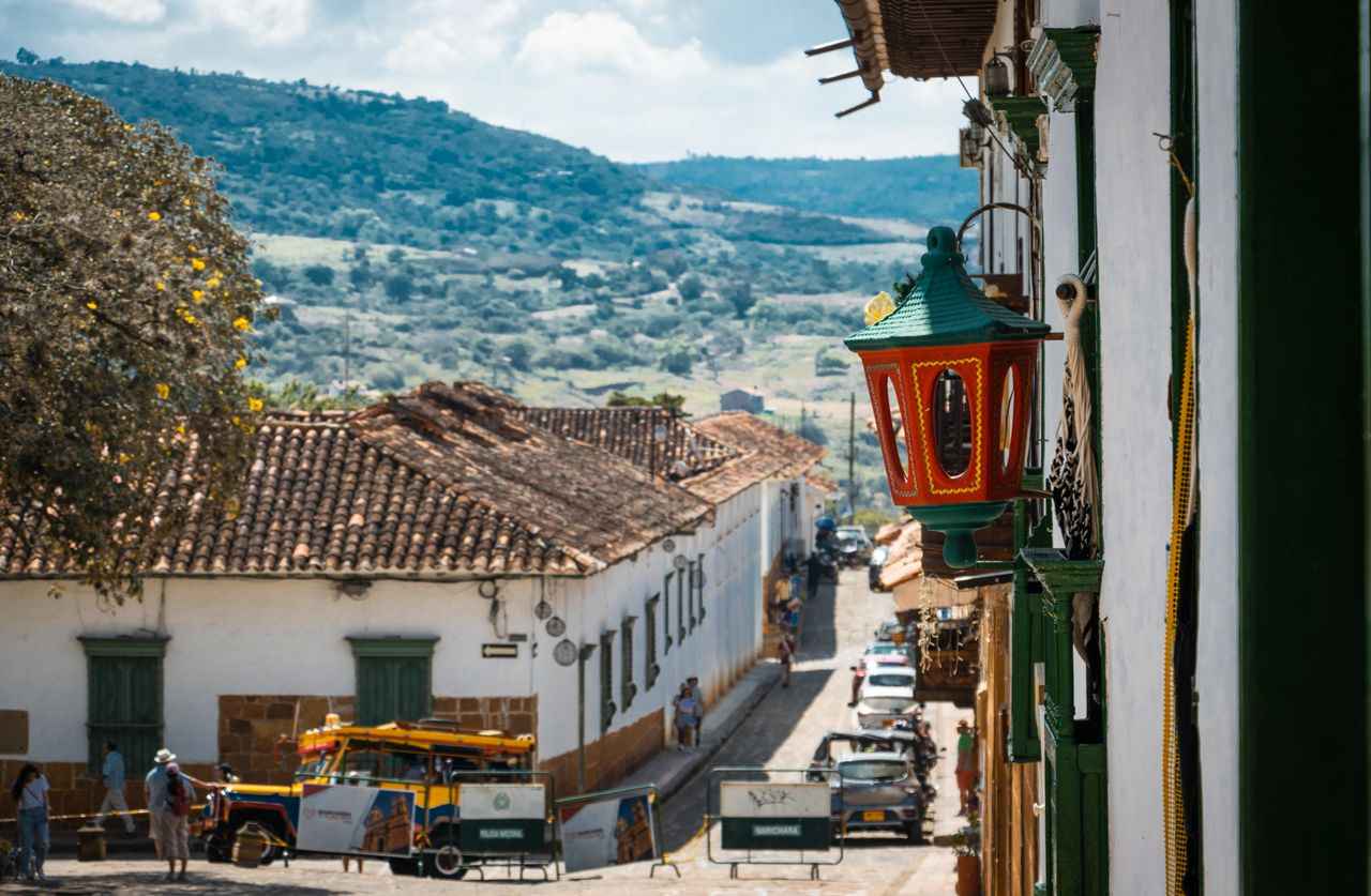 vue sur un petit village andin de colombie